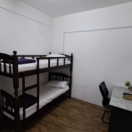 1201 Apartment Ladang Tok Pelam Tepipantaibatuburuk クアラ・トレンガヌ エクステリア 写真