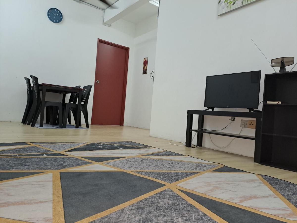1201 Apartment Ladang Tok Pelam Tepipantaibatuburuk クアラ・トレンガヌ エクステリア 写真
