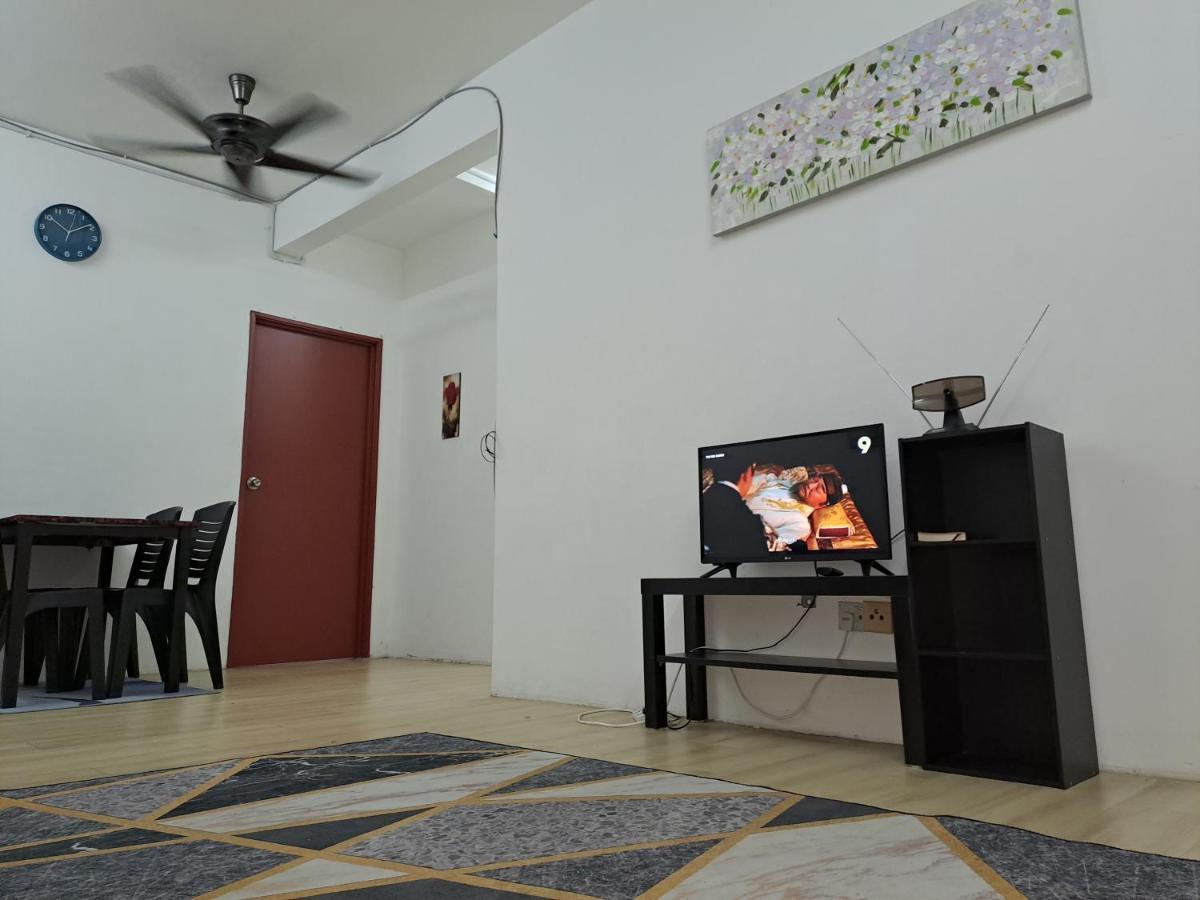 1201 Apartment Ladang Tok Pelam Tepipantaibatuburuk クアラ・トレンガヌ エクステリア 写真