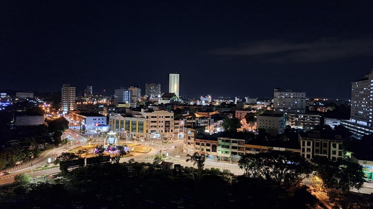 1201 Apartment Ladang Tok Pelam Tepipantaibatuburuk クアラ・トレンガヌ エクステリア 写真